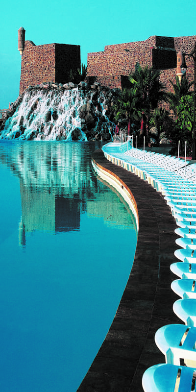 parque maritimo del mediterraneo ceuta vertical